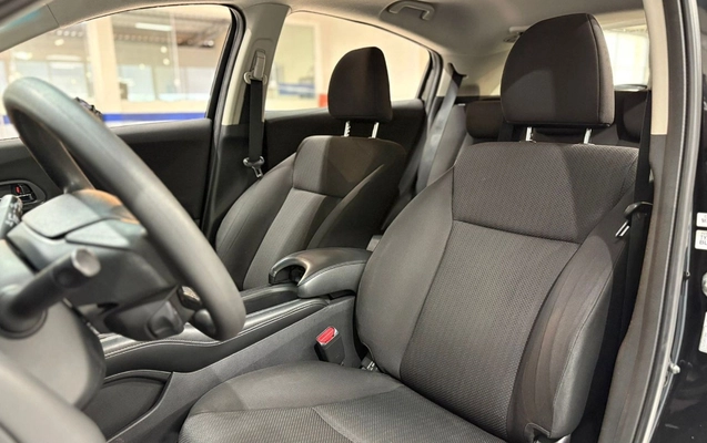 imagem-https://www.socarrao.com.br/sc-vehicle-images-prod/1108319/1777726349390-SE9OREEgSFItViBMWCAtIDIwMTYgLSBQUkVUQSAtIEFWUjBHNjQgKDE1KS5qcGc.jpg