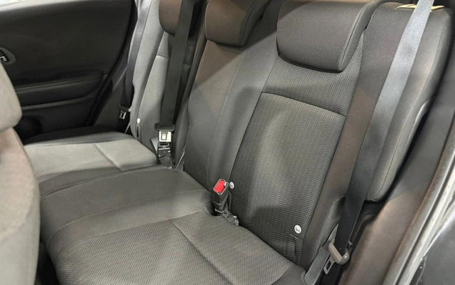 imagem-https://www.socarrao.com.br/sc-vehicle-images-prod/1108319/1777726349437-SE9OREEgSFItViBMWCAtIDIwMTYgLSBQUkVUQSAtIEFWUjBHNjQgKDE2KS5qcGc.jpg