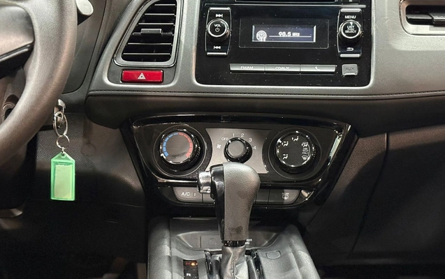 imagem-https://www.socarrao.com.br/sc-vehicle-images-prod/1108319/1777726349505-SE9OREEgSFItViBMWCAtIDIwMTYgLSBQUkVUQSAtIEFWUjBHNjQgKDIwKS5qcGc.jpg