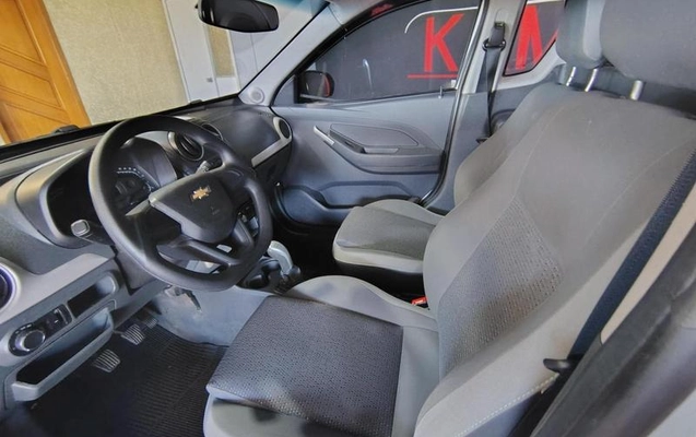 imagem-https://www.socarrao.com.br/sc-vehicle-images-prod/1108353/1782148731070-8027172_18_B_5e4fbf3bff.jpeg