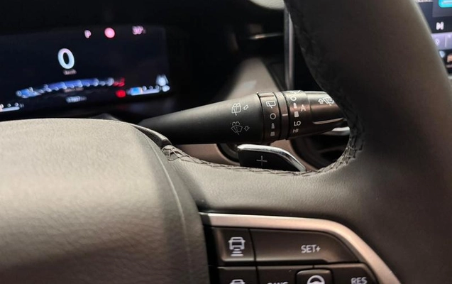 imagem-https://www.socarrao.com.br/sc-vehicle-images-prod/1108360/1789066111261-8044043_4_B_5bd47730eb.jpeg