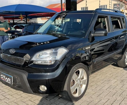 Kia SOUL 2011 Preto — foto 1 de 3