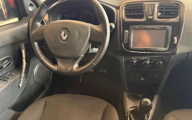 imagem-https://www.socarrao.com.br/sc-vehicle-images-prod/1108473/1778683609192-7977571_12_B_f9c11f3184.jpeg
