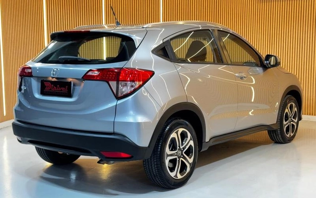 imagem-https://www.socarrao.com.br/sc-vehicle-images-prod/1108485/1789583988291-7992565_7_B_659d4ea7aa.jpeg