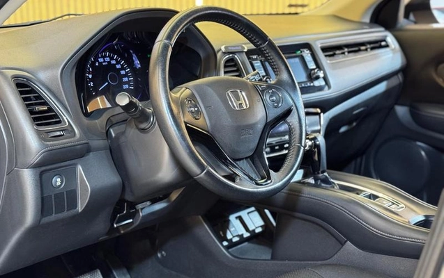 imagem-https://www.socarrao.com.br/sc-vehicle-images-prod/1108485/1789583988293-7992565_9_B_6e6e02b077.jpeg