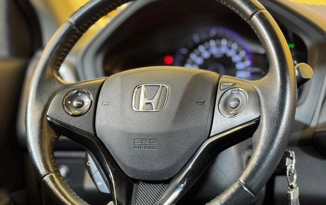 imagem-https://www.socarrao.com.br/sc-vehicle-images-prod/1108485/1789583988300-7992565_15_B_c14e726d30.jpeg