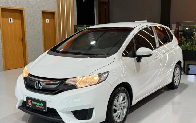 imagem-https://www.socarrao.com.br/sc-vehicle-images-prod/1108541/1787142980158-vehicle_image_1777732832_120dfd8f7939815bd4bab17d51e01524.jpeg