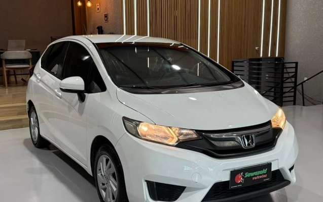 imagem-https://www.socarrao.com.br/sc-vehicle-images-prod/1108541/1787142980159-vehicle_image_1777732834_106134f3cd753658ab4d4c5b3c9c9b19.jpeg