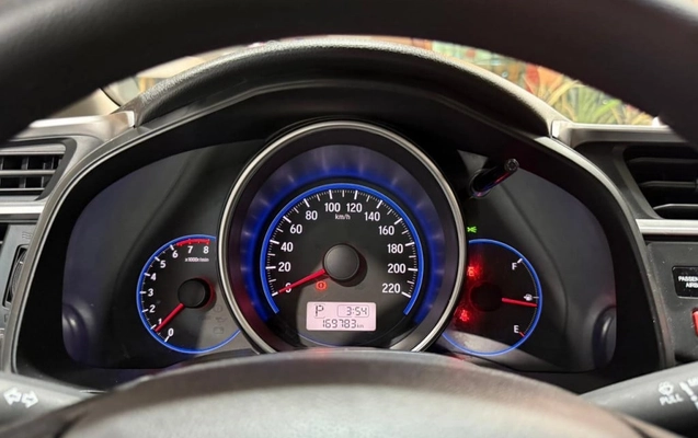 imagem-https://www.socarrao.com.br/sc-vehicle-images-prod/1108541/1787142980185-vehicle_image_1777732868_ca668c14e4c59c863ce977ca7cf6f02e.jpeg