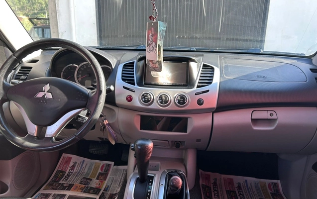 imagem-https://www.socarrao.com.br/sc-vehicle-images-prod/1108576/1777734583555-V2hhdHNBcHAgSW1hZ2UgMjAyNi0wNC0yNCBhdCAwOC41Ni4yMyAoMikuanBlZw.jpeg