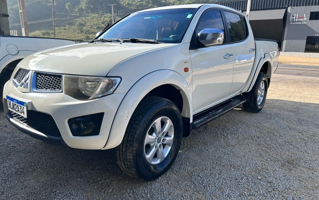 imagem-https://www.socarrao.com.br/sc-vehicle-images-prod/1108576/1777734584032-V2hhdHNBcHAgSW1hZ2UgMjAyNi0wNC0yNCBhdCAwOC41Ni4yMyAoMSkuanBlZw.jpeg