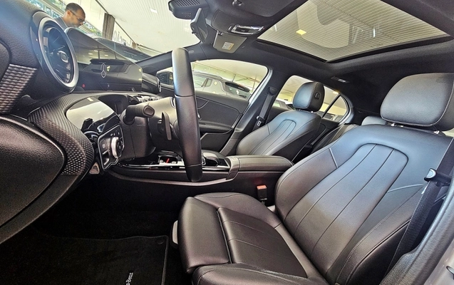 imagem-https://www.socarrao.com.br/sc-vehicle-images-prod/1108580/1789848273027-M8ENyuOir3en2T21HOYDaUyHpAm5xUbk.jpg