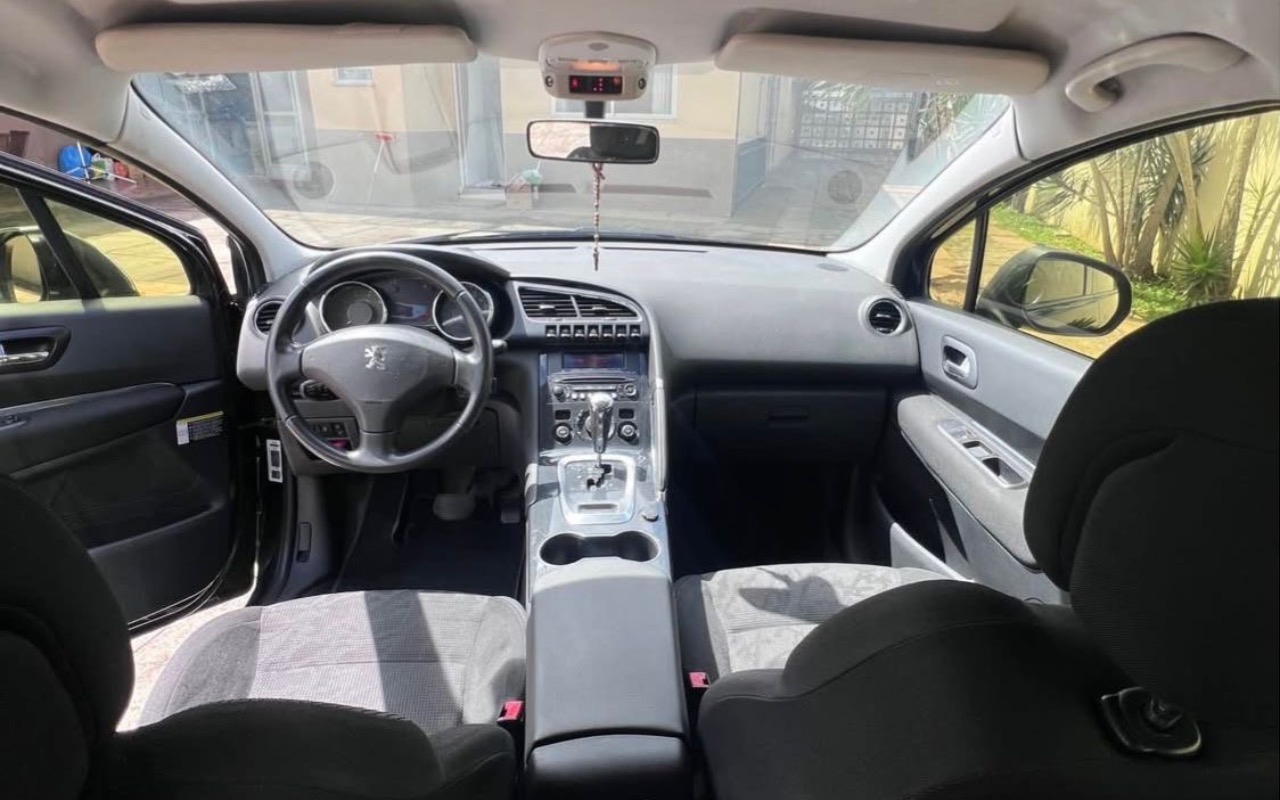 imagem-https://www.socarrao.com.br/sc-vehicle-images-prod/1108610/1777817982442-NWM4MzQwZGQtYTljNS00ZDA4LTlhZTktOTY2YTlkZWU4MDM0LmpwZWc.jpeg