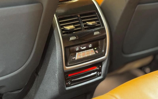 imagem-https://www.socarrao.com.br/sc-vehicle-images-prod/1108658/1787926982577-8049377_14_B_b833098e98.jpeg