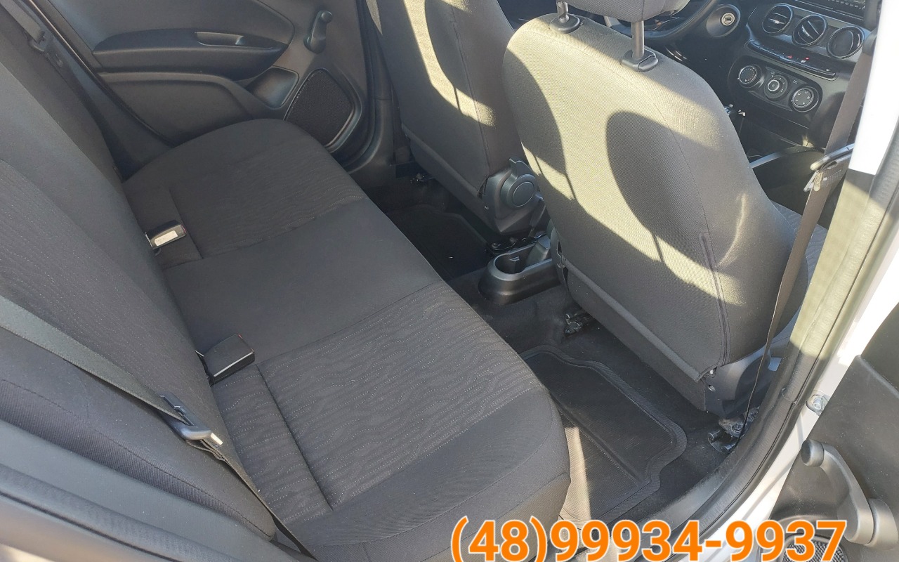 imagem-https://www.socarrao.com.br/sc-vehicle-images-prod/1118437/1777837049490-MjAyNjA0MTlfMDc0NjE5LmpwZw.jpg