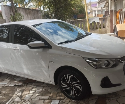 Chevrolet Onix 2023 Branco — foto 1 de 3