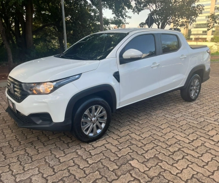 Fiat Strada 2023 Branco — foto 1 de 3