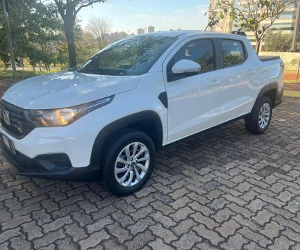 Fiat Strada 2024 Branco — foto 1 de 3