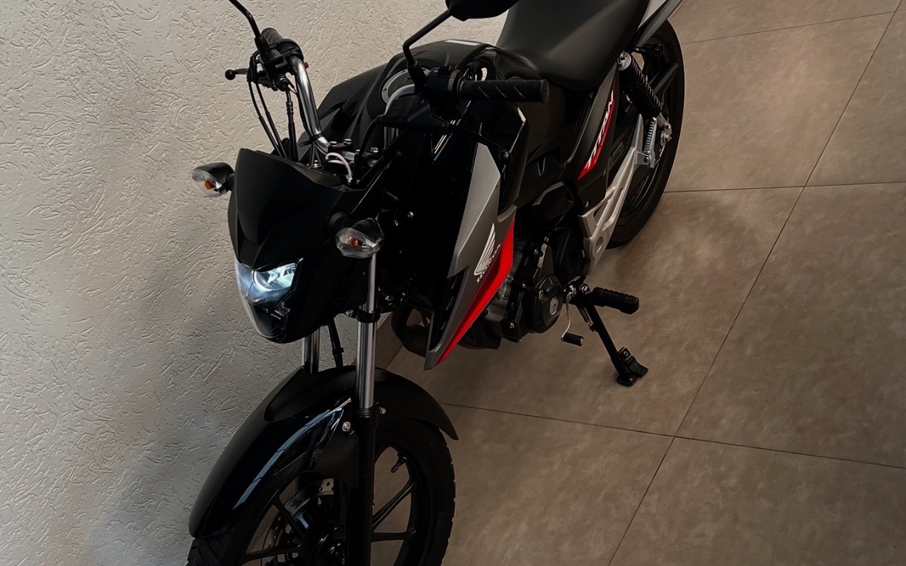 imagem-https://www.socarrao.com.br/sc-vehicle-images-prod/1127747/1778160032815-QjU1MkZBMzQtMEFGOC00MjFBLTk3RjctNDYwMDExN0JBRDMwLmpwZWc.jpeg