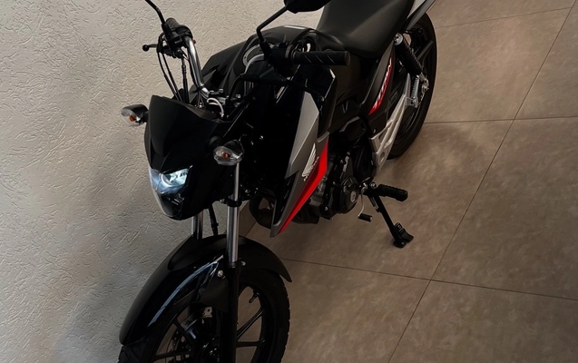 imagem-https://www.socarrao.com.br/sc-vehicle-images-prod/1127747/1778160032815-QjU1MkZBMzQtMEFGOC00MjFBLTk3RjctNDYwMDExN0JBRDMwLmpwZWc.jpeg