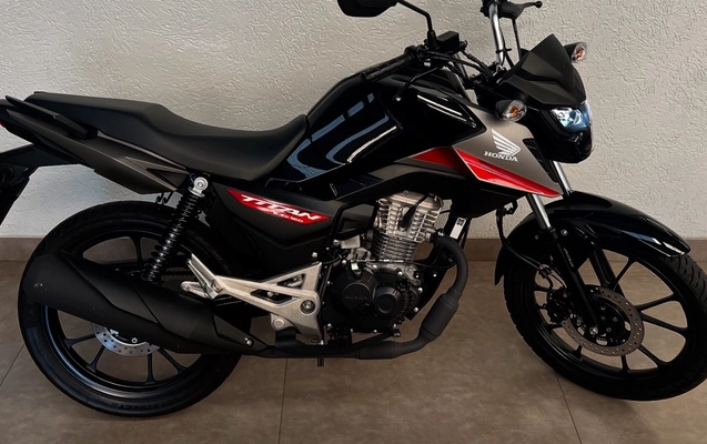 imagem-https://www.socarrao.com.br/sc-vehicle-images-prod/1127747/1778160033180-OEIyQUU0N0EtMzQ3OS00QjkzLTk1NDEtOTM0NERCNENCQUU0LmpwZWc.jpeg