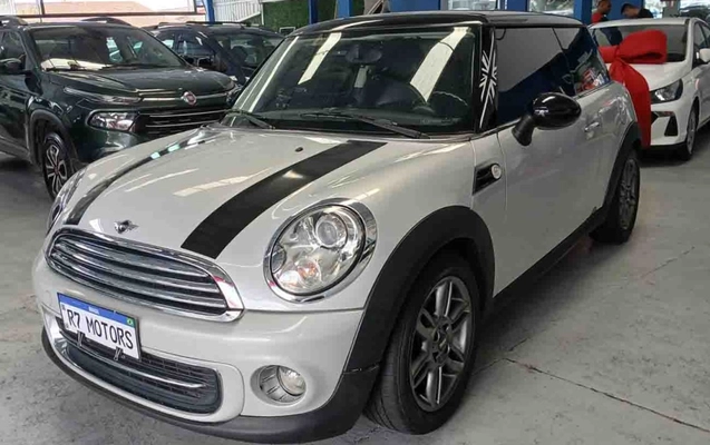 imagem-https://www.socarrao.com.br/sc-vehicle-images-prod/1127789/1777901858216-8_030916.jpg
