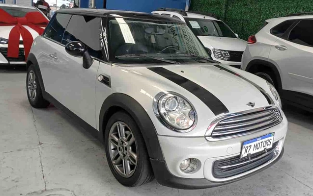 imagem-https://www.socarrao.com.br/sc-vehicle-images-prod/1127789/1777901858217-9_030916.jpg