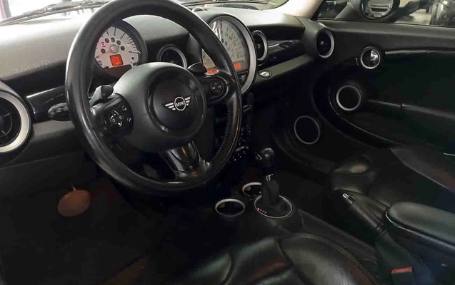 imagem-https://www.socarrao.com.br/sc-vehicle-images-prod/1127789/1777901858218-10_030916.jpg