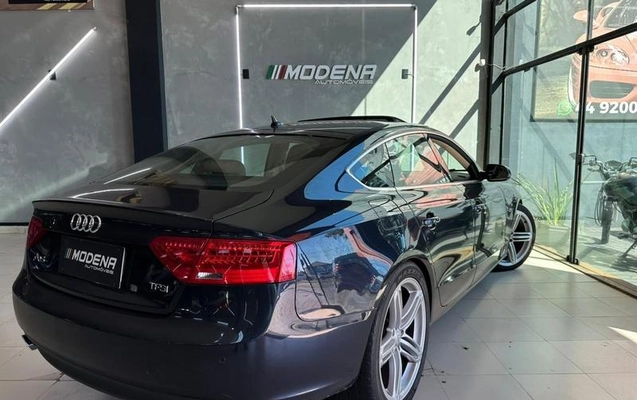 imagem-https://www.socarrao.com.br/sc-vehicle-images-prod/1128087/1777902767515-8051140_4_B_bec96f8271.jpeg