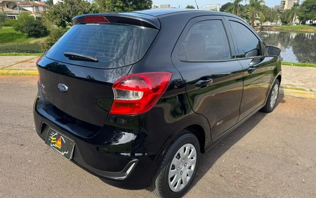 imagem-https://www.socarrao.com.br/sc-vehicle-images-prod/1128166/1777902966871-V2hhdHNBcHAgSW1hZ2UgMjAyNi0wNS0wMSBhdCAxMi4xNy40OCAoMikuanBlZw.jpeg