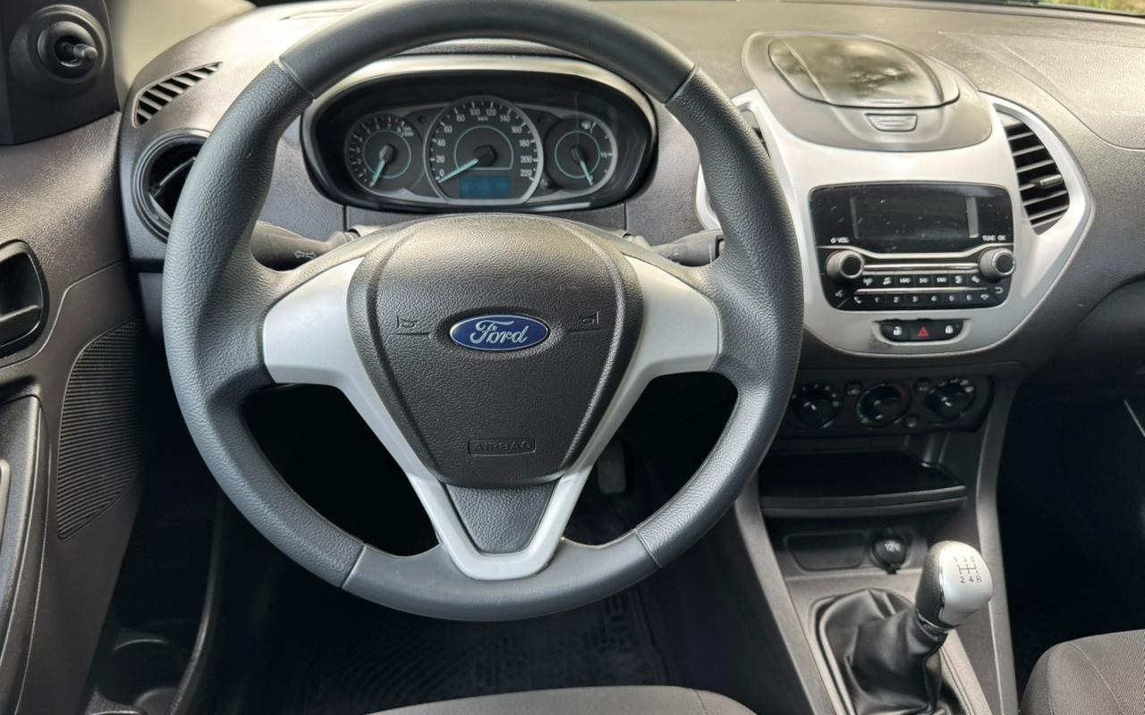 imagem-https://www.socarrao.com.br/sc-vehicle-images-prod/1128166/1777902967167-V2hhdHNBcHAgSW1hZ2UgMjAyNi0wNS0wMSBhdCAxMi4xNy41MCAoMikuanBlZw.jpeg