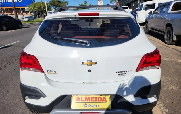 imagem-https://www.socarrao.com.br/sc-vehicle-images-prod/1128474/1778334167219-MjAyNjA1MDlfMTAwNDUwLmpwZw.jpg