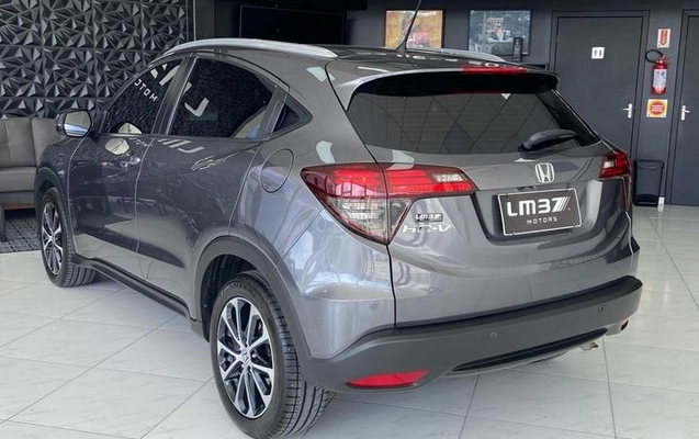 imagem-https://www.socarrao.com.br/sc-vehicle-images-prod/1129688/1789585342172-8047203_4_B_219c65dbf9.jpeg