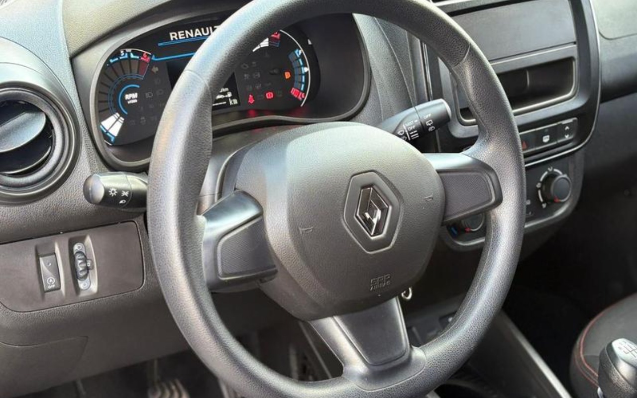 imagem-https://www.socarrao.com.br/sc-vehicle-images-prod/1129774/1777911597006-ODAzNDkyNF8xM19CXzk5Y2I5NjVlODUuanBlZw.jpeg