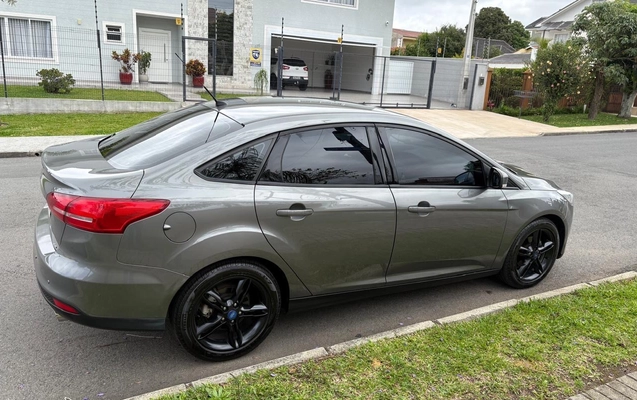 imagem-https://www.socarrao.com.br/sc-vehicle-images-prod/1131439/1777912618826-NTM2YzAzOGQtYmFkNC00MDVmLTlmMmYtMGNmYzk5MmY3M2ZmLmpwZWc.jpeg