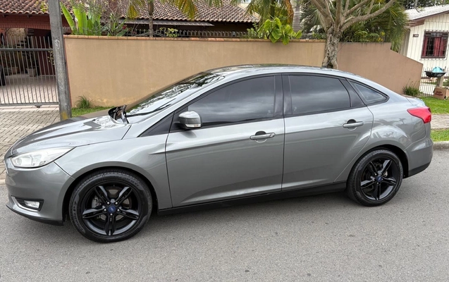 imagem-https://www.socarrao.com.br/sc-vehicle-images-prod/1131439/1777912620090-ZDViMWMyMzAtMjg0YS00YTFiLWIyMjQtYjRmMDk5MGZkYTRhLmpwZWc.jpeg