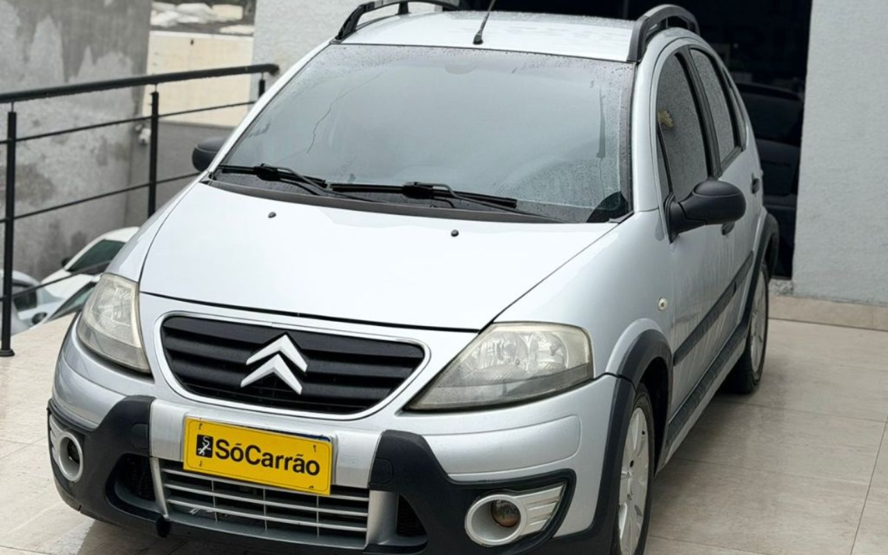 Citroën C3 XTR 1.6 Flex 16V 5p na cor Prata em Curitiba / PR - 1131580