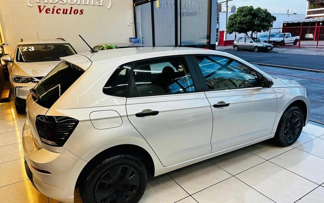imagem-https://www.socarrao.com.br/sc-vehicle-images-prod/1131606/1790093244774-8004889_6_B_2703563e2e.jpeg