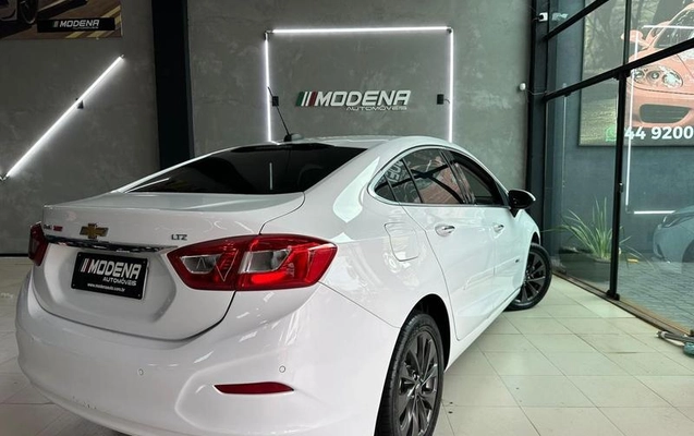 imagem-https://www.socarrao.com.br/sc-vehicle-images-prod/1132777/1777914038158-8051282_1_B_8ce020c741.jpeg