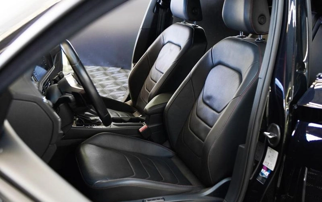 imagem-https://www.socarrao.com.br/sc-vehicle-images-prod/1133657/1789419351549-7817772_11_B_de4899ad44.jpeg