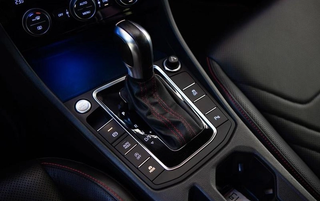 imagem-https://www.socarrao.com.br/sc-vehicle-images-prod/1133657/1789419351556-7817772_17_B_b55df161f0.jpeg