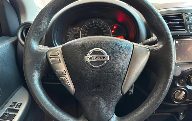 imagem-https://www.socarrao.com.br/sc-vehicle-images-prod/1133798/1779384018587-8052552_14_B_7b8250354c.jpeg