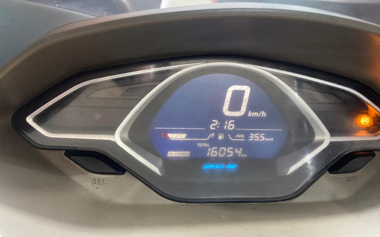 imagem-https://www.socarrao.com.br/sc-vehicle-images-prod/1133802/1777915557815-V2hhdHNBcHAgSW1hZ2UgMjAyNi0wNS0wNCBhdCAxMy41Ny40MSAoMikuanBlZw.jpeg