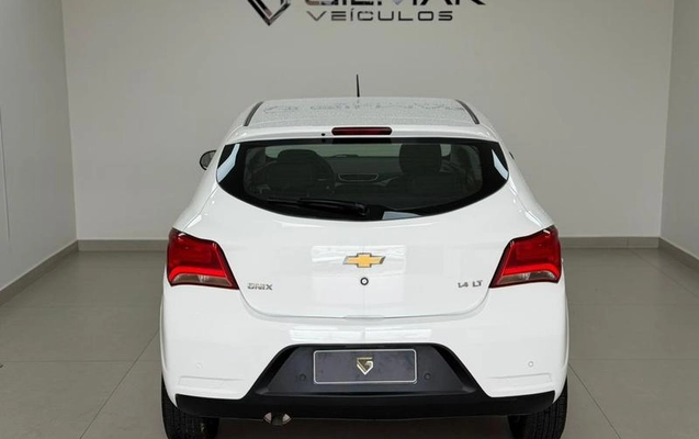 imagem-https://www.socarrao.com.br/sc-vehicle-images-prod/1133840/1787142103345-8012619_4_B_a3ea70d8c1.jpeg