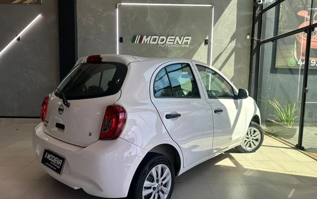 imagem-https://www.socarrao.com.br/sc-vehicle-images-prod/1133968/1779383995910-8052579_2_B_74dcdbdbd2.jpeg