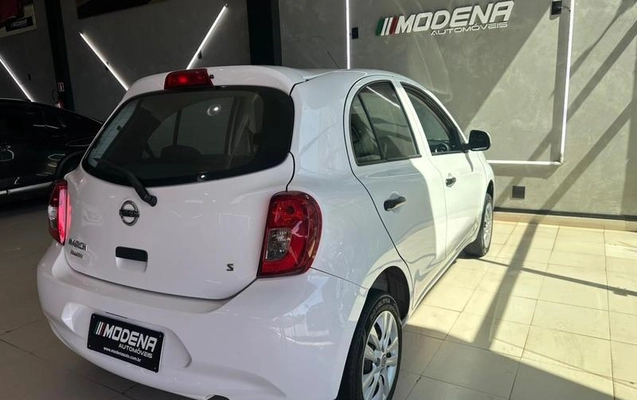 imagem-https://www.socarrao.com.br/sc-vehicle-images-prod/1133968/1779383995928-8052579_8_B_e4014895ff.jpeg