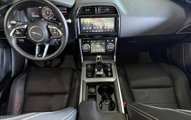 imagem-https://www.socarrao.com.br/sc-vehicle-images-prod/1135246/1783794417993-7990968_11_B_7ec6c7e5a2.jpeg