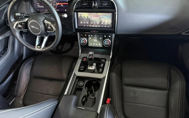 imagem-https://www.socarrao.com.br/sc-vehicle-images-prod/1135246/1783794417999-7990968_14_B_c7e73f4219.jpeg