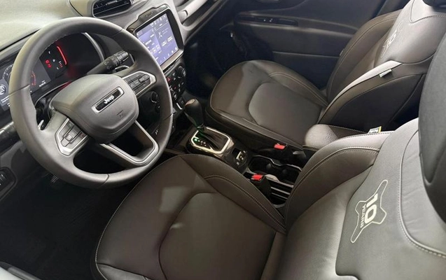 imagem-https://www.socarrao.com.br/sc-vehicle-images-prod/1135249/1783794422683-8042445_12_B_d61c8655c3.jpeg