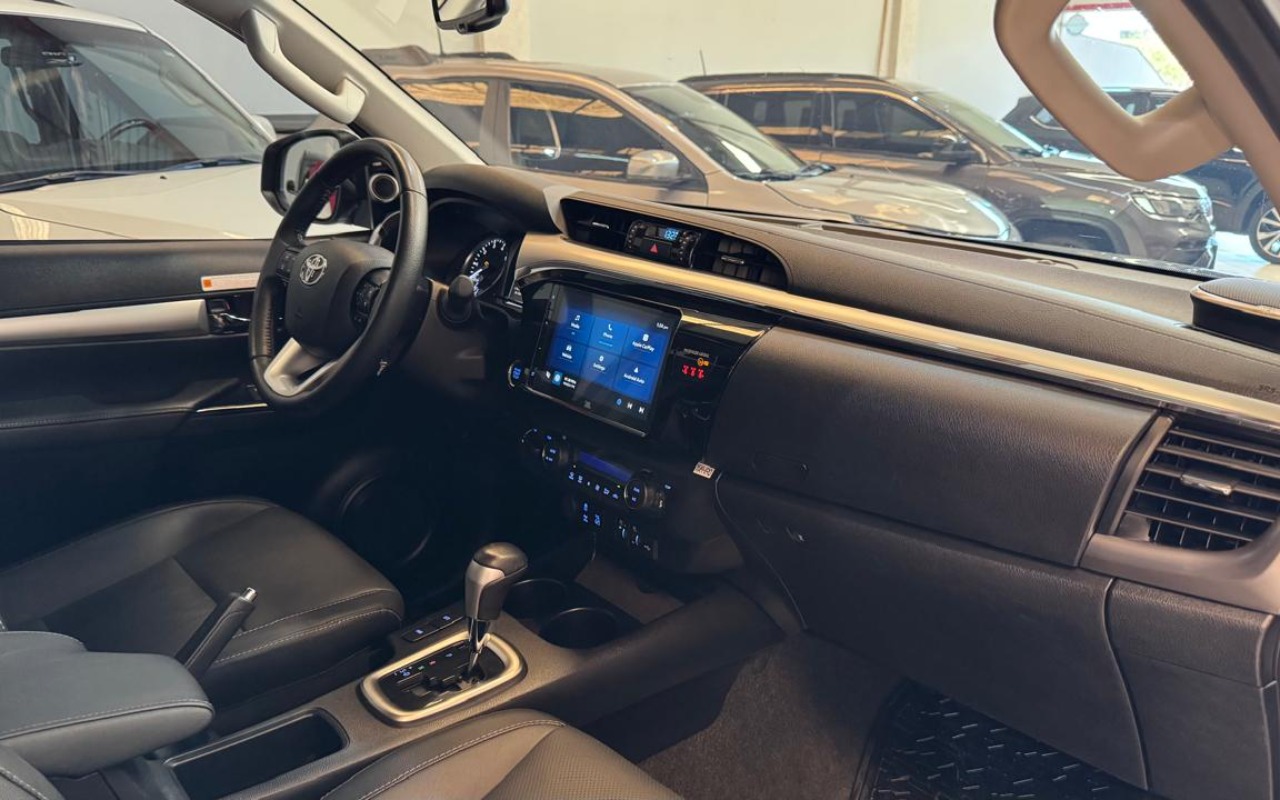 imagem-https://www.socarrao.com.br/sc-vehicle-images-prod/1135716/1777918795700-V2hhdHNBcHAgSW1hZ2UgMjAyNi0wNS0wNCBhdCAxMy4yOS41OCAoMikuanBlZw.jpeg